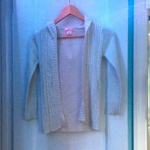 Shimmery sweater with belt